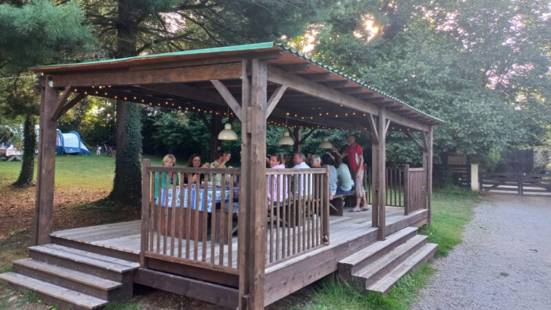 Table d'hote op de camping